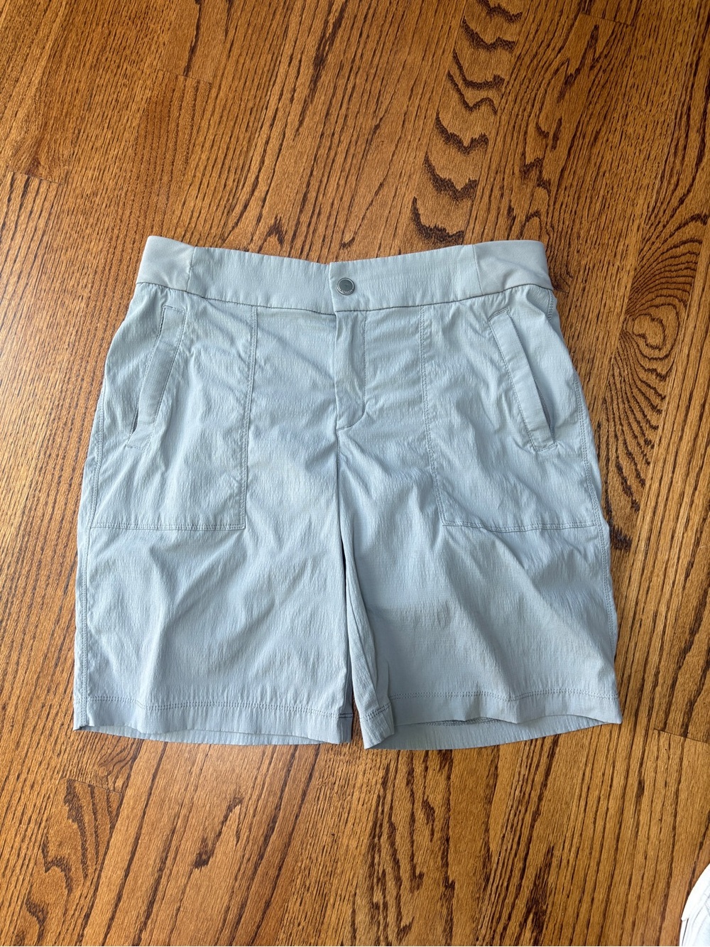 Athleta Grey Women's Nylon Lightweight Outdoor Shorts with Pockets